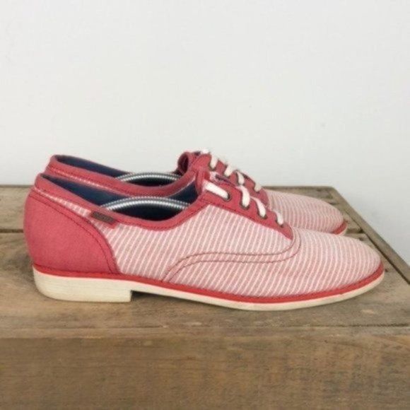 Keds Shoes - KEDS red / white stripe nautical classic lace up us women's size 8 EUC